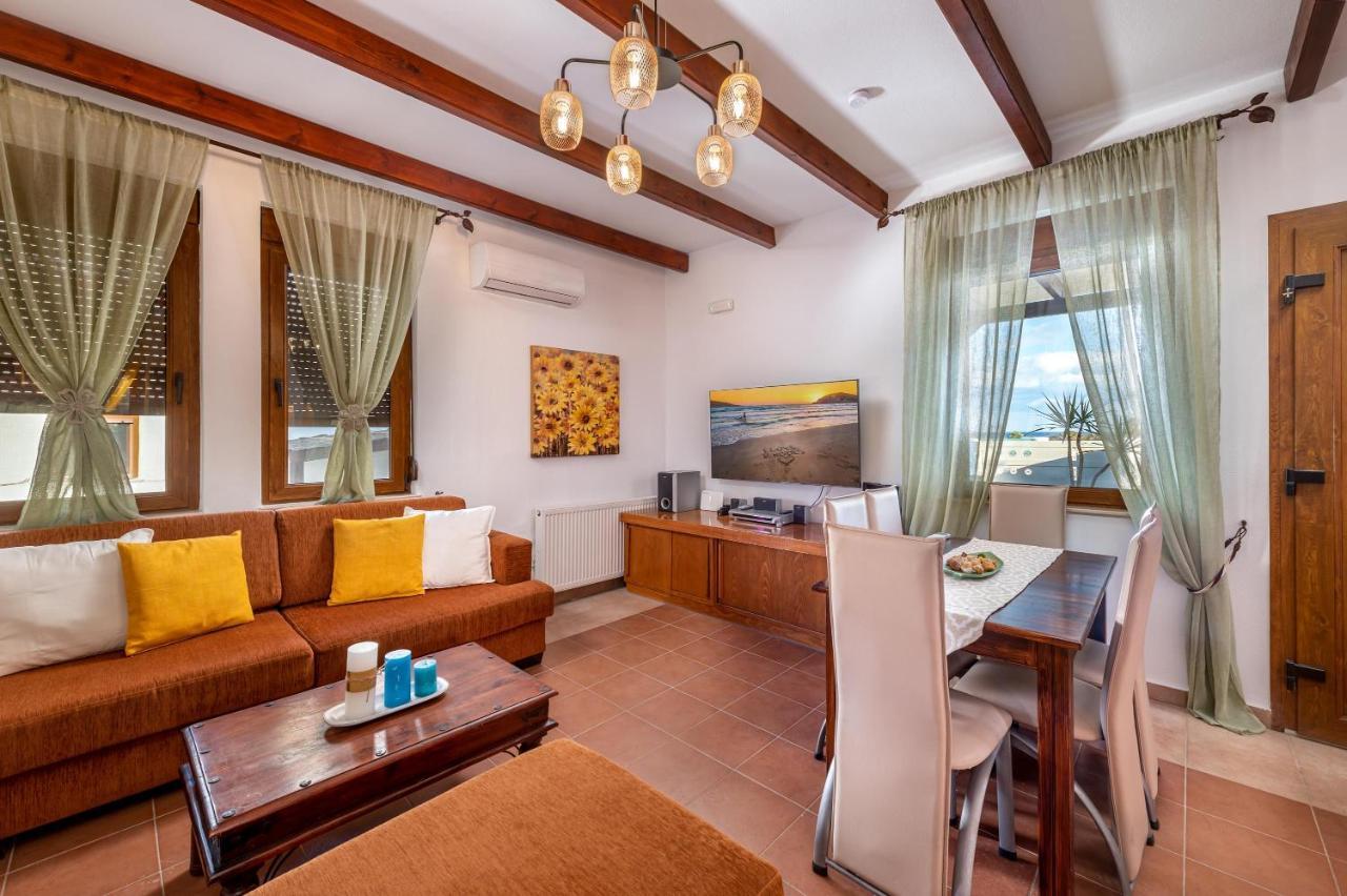 Evilion Villa Gennadi Luaran gambar