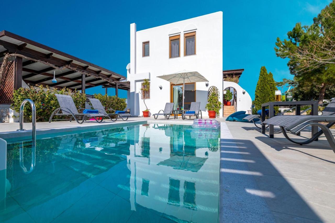 Evilion Villa Gennadi Luaran gambar