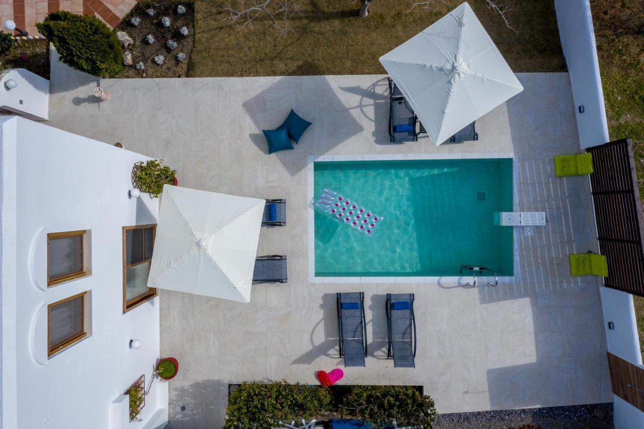 Evilion Villa Gennadi Luaran gambar