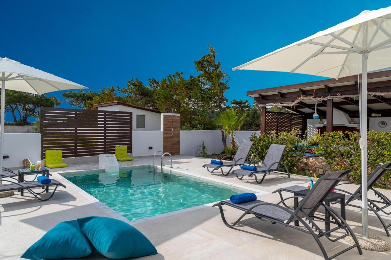 Evilion Villa Gennadi Luaran gambar